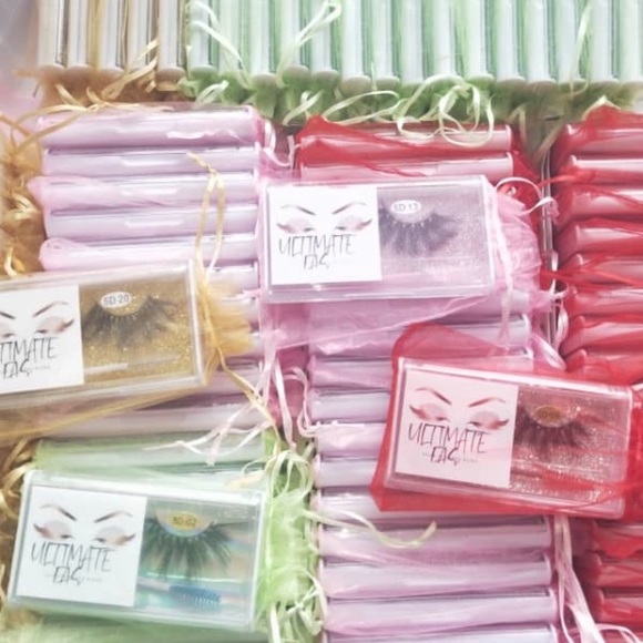 Eyelashes - Picture 4 of 7